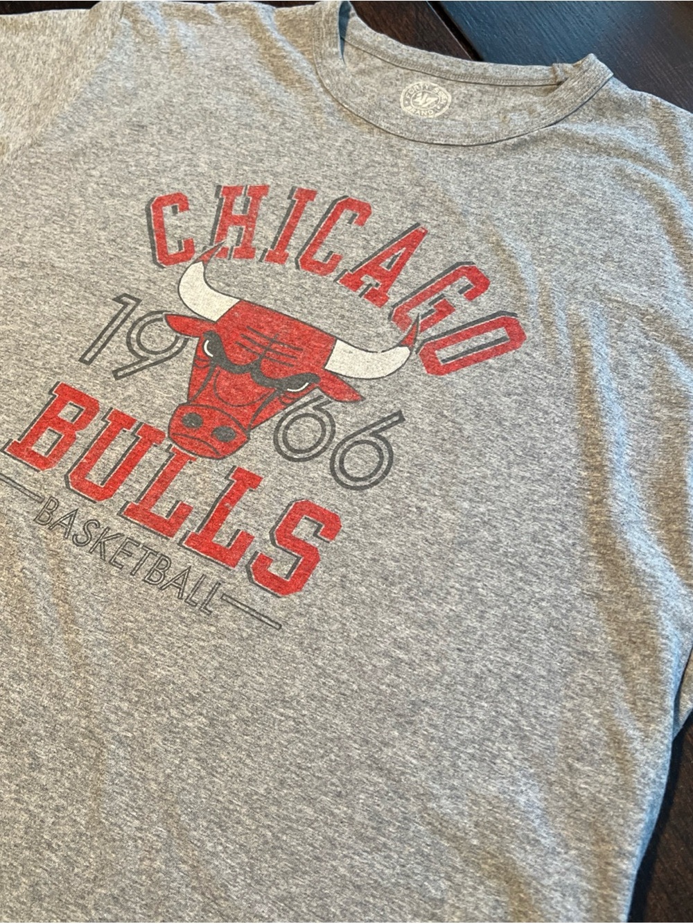 Chicago Bulls Basketball ‘47 Brand T-Shirt Graphic NBA Heather Gray T-Shirt 2XL